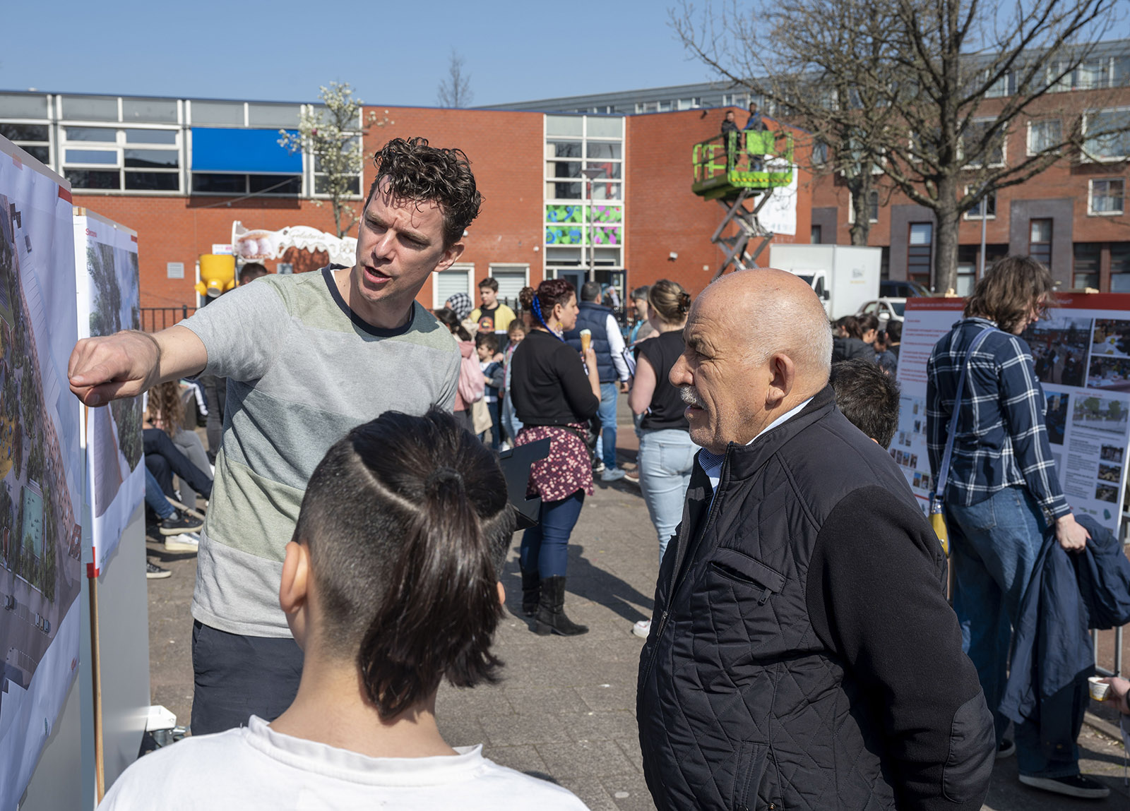 Bewonersparticipatie op allerlei creatieve manieren (fotograaf: Jan van der Ploeg)